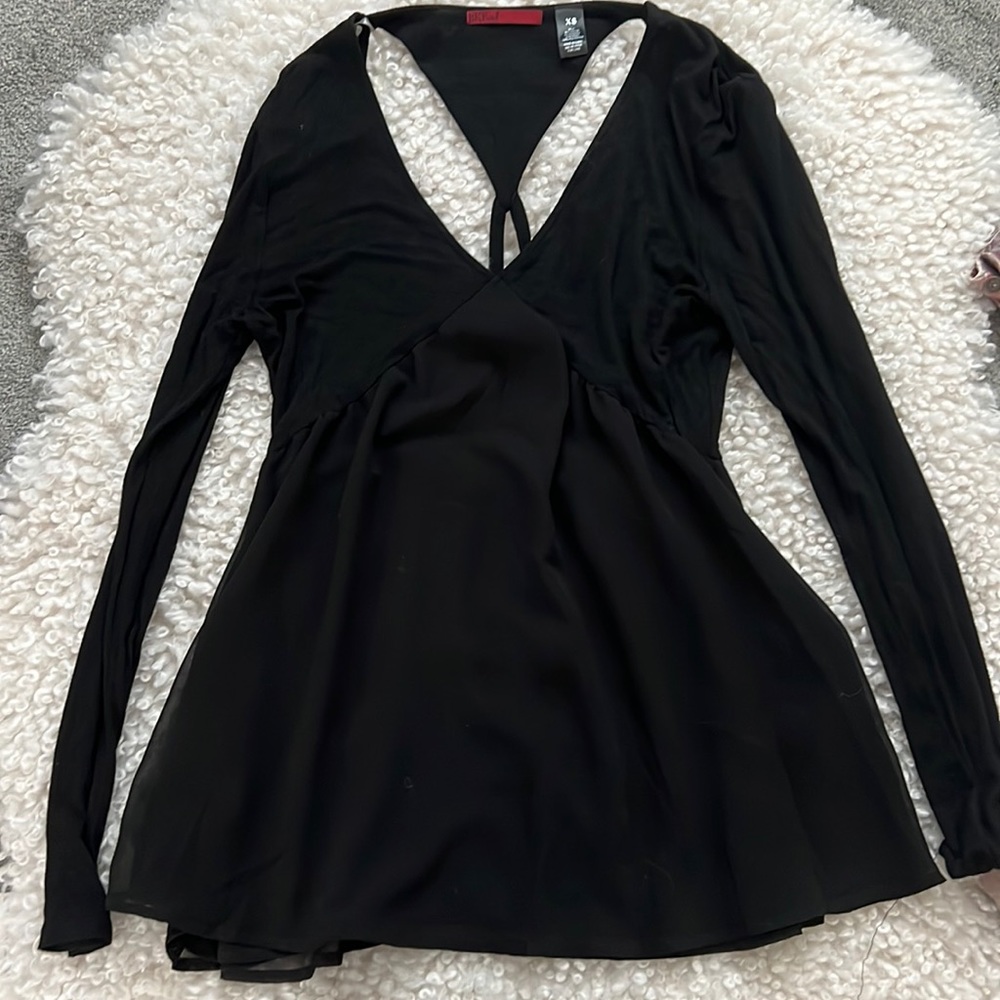 Open back flowy top
